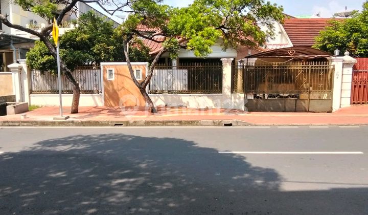 Jual Rumah Bagus Lokasi Strategis Siap Huni Di Cempaka Putih Tengah 