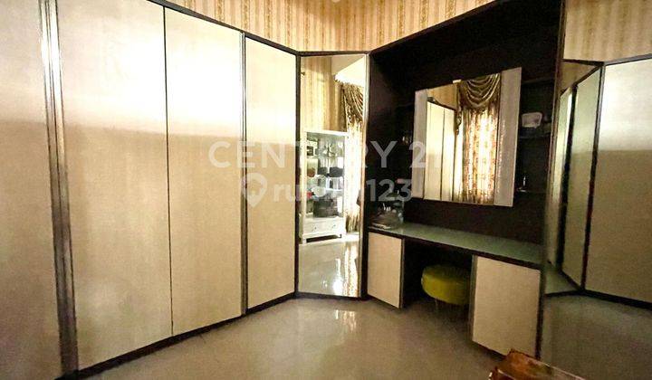 Rumah Turqouise Timur Gading Serpong Dengan Ruang Karaoke 2