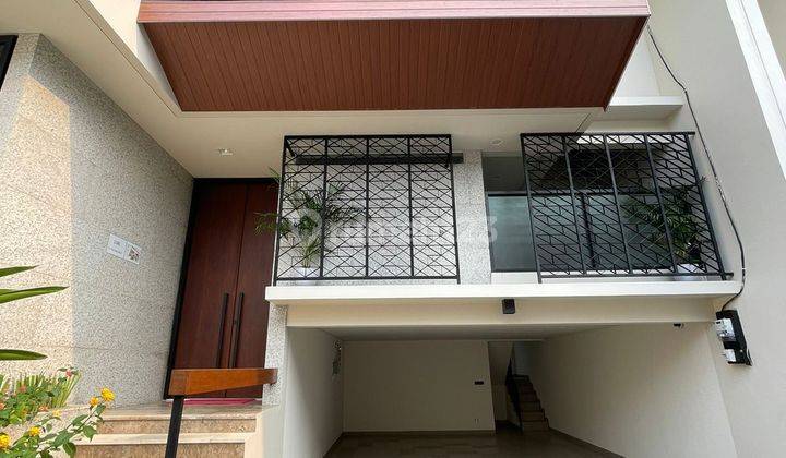 Rumah Di Jual siap huni Area Kemang Jakarta Selatan 1