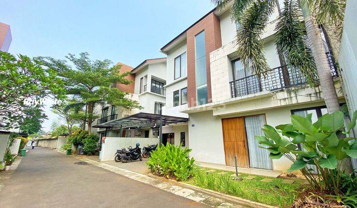 Rumah Dijual 3 Lantai ,shm Kolam Renang Kebagusan Jakarta Selatan 1