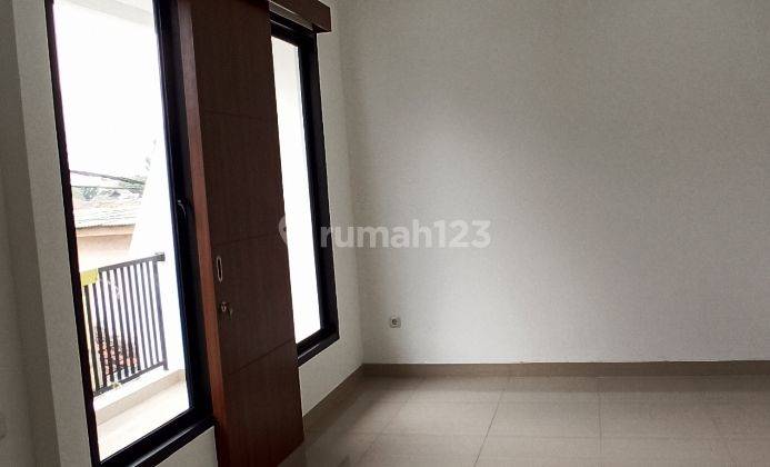 Rumah minimalis modern 2 lt Kalibata Pasar Minggu Jakarta Selatan 2