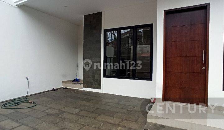 Rumah minimalis modern 2 lt Kalibata Pasar Minggu Jakarta Selatan 1