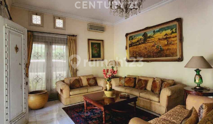 Rumah Mewah Berkarakter Luas 1012 M2 Kemang Jakarta Selatan 2
