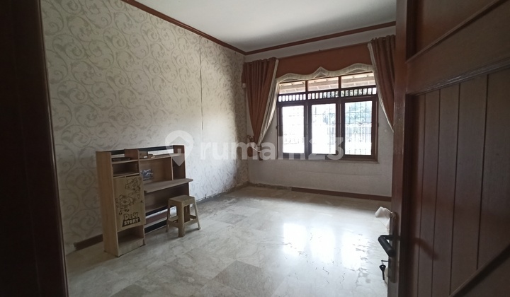 Rumah Mewah Strategis Area Margonda Pesona Depok Estate Depok 2