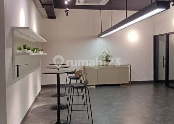 Premium Area Renovated House in Pakubuwono Baru for Business 2