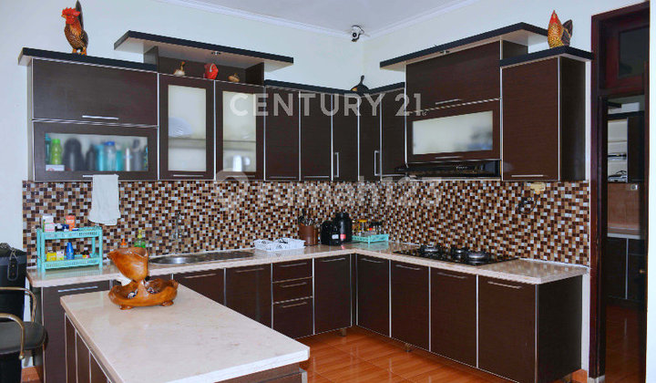 Ready-to-Occupy House Near MRT Haji Nawi, 899 M2 Area, Cipete, South Jakarta