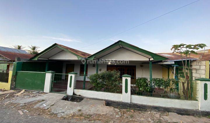 Rumah Strategis Di Btn Kolhua Blok C No 71 Dekat Jalan Utama. Semi Furnished Rumah SHM - Sertifikat Hak Milik Bagus di Btn kolhua blok C no 71, Maulafa 1