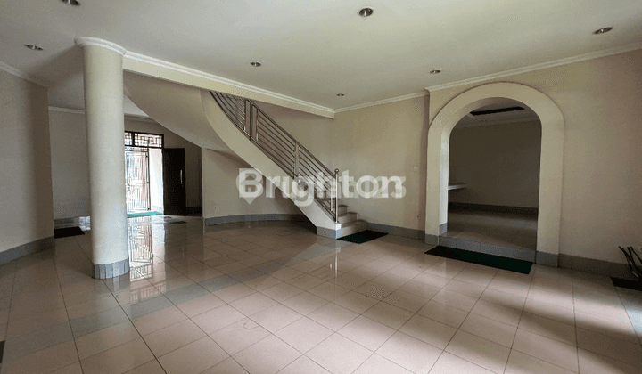 Rumah Nempel Kedaton Golf Suvarna Sutera 2