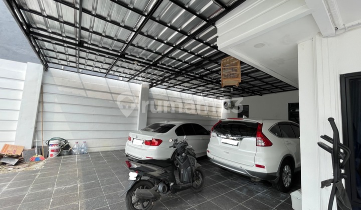 Rumah 2 Lantai Super Mewah Full Furnished Rumah 2 Lantai Super Mewah Full Furnished