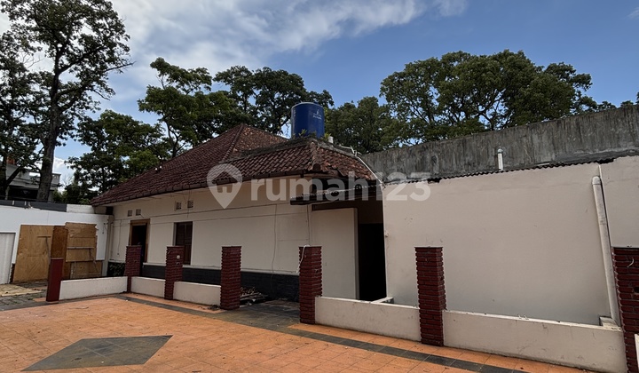 Jual Rumah Tua di Jalan Bengawan