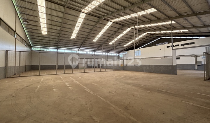 Warehouse for Sale Ready to Use Mainroad Subang