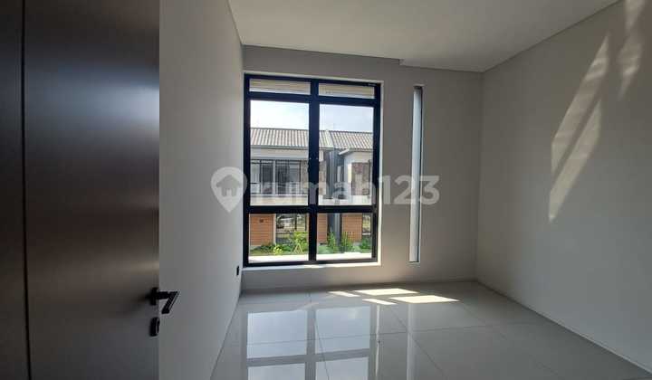 Rumah Gres Baru Nilapadmi Kbp Kota Baru Parahyangan 2