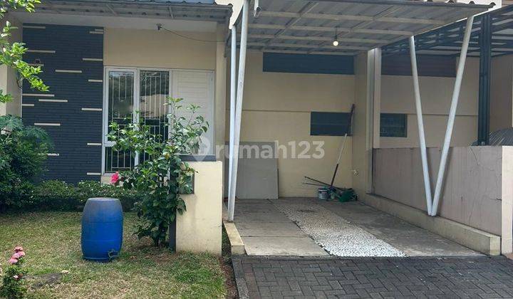 Disewakan Rumah Minimalis 2 Lantai Siap Huni di Perumahan Kota Wisata Cibubur  1