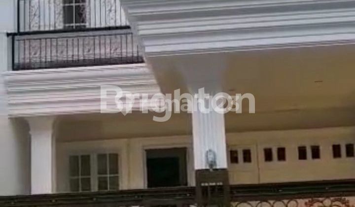 Rumah 2 lantai siap huni di Meruya, Jakarta Barat, dekat pintu tol joglo 