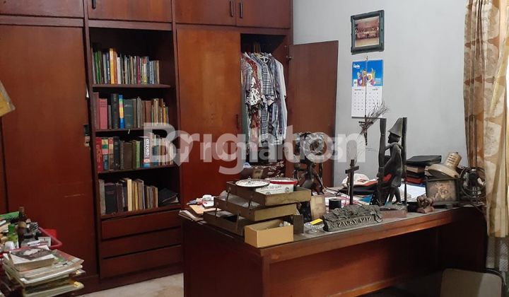 Rumah Hoek pinggir jalan Bintaro selatan, jakarta selatan 2