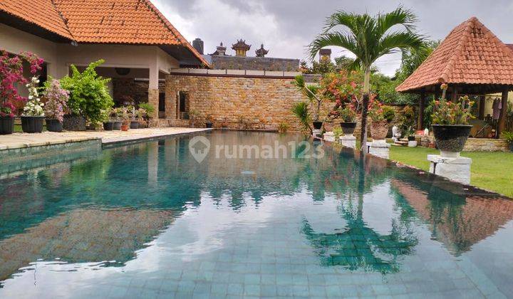 Villa Mewah di Daerah Sanur. Lokasinya Sangat Strategis 2