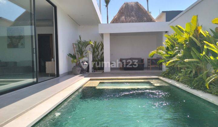 Villa Mewah 2 Lantai View Sawah Dan Sunset di Seminyak 1