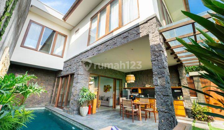 For Rent Villa 2br Close Living Room Located In Canggu 1