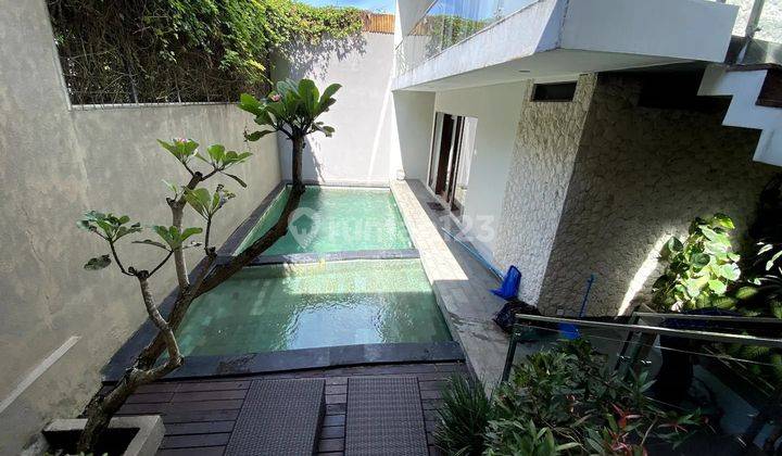 Beautiful River View Villa for Rent Near Nyanyi Beach. 1