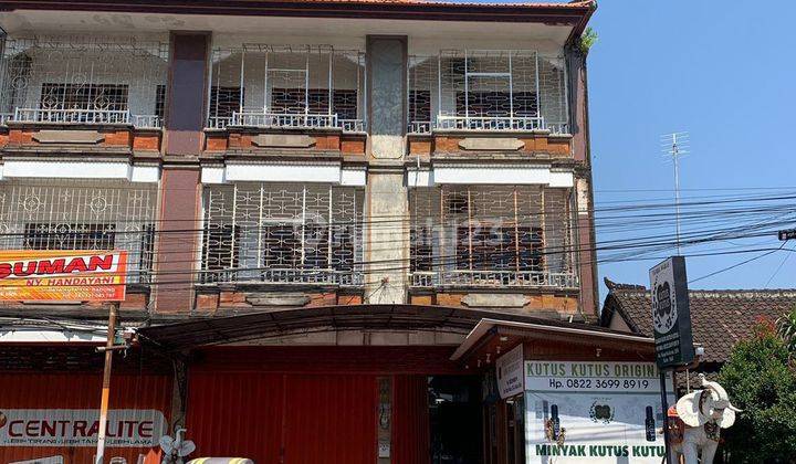 For Rent 3-Storey Shophouse in Kuta 1