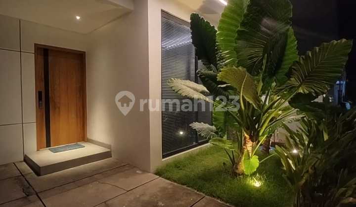 New Villa Located in Jimbaran Area View GWK New Villa Located in Jimbaran Area View GWK