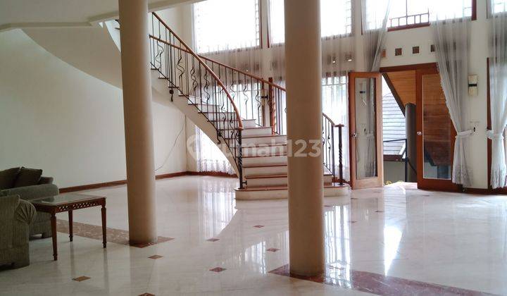 Rumah Mewah 2 lantai Cipaku Bandung 1