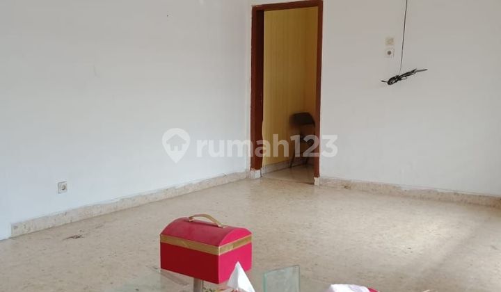 Rumah minimalis lokasi strategis pusat keramaian dekat mall dan perkantoran