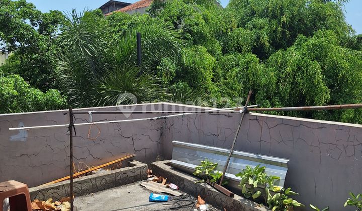 Ruko 3 lantai di mainroad A.Yani