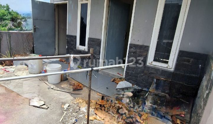 Ruko 3 lantai di mainroad A.Yani 2