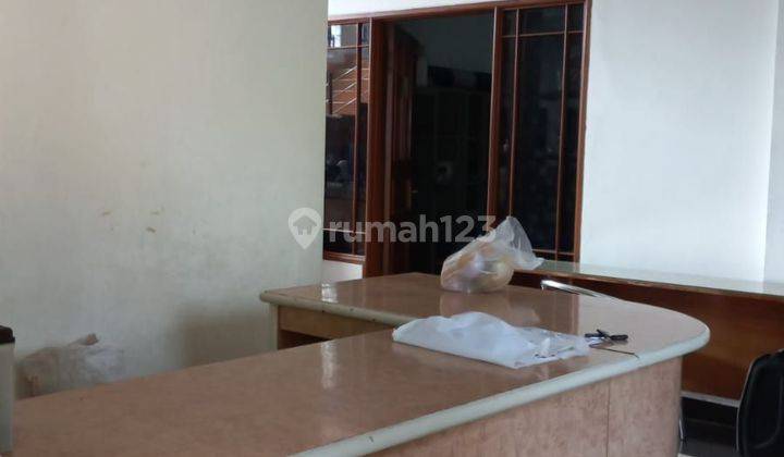 Rumah 2 lantai luas dan besar Komp Kopo Kencana 2