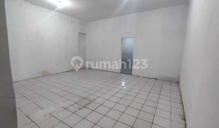 Ruko Tengah Kota Mainroad Dekat Dengan Pusat Perbelanjaan Traffic Ramai