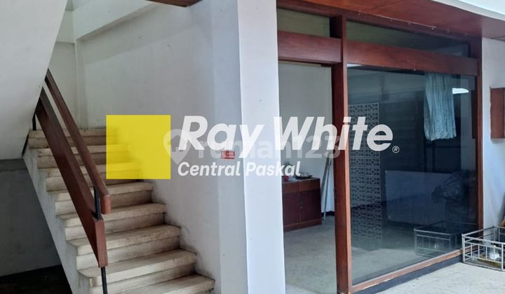 Rumah di Sayap Riau Kota Bandung