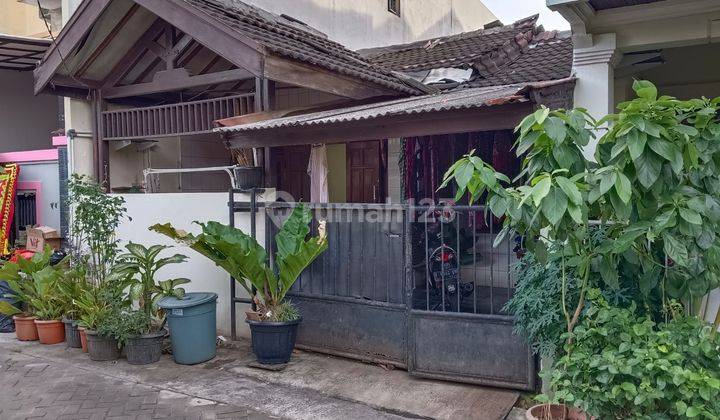 Dijual Rumah 2 Lantai Semi Furnished SHM di Cipondoh, Tangerang 2