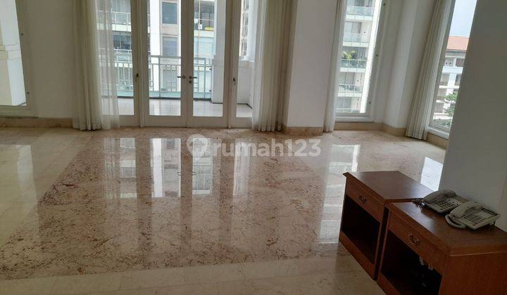 Disewakan Apartement Dharmawangsa Residence 3 BR Semi Furnished 2