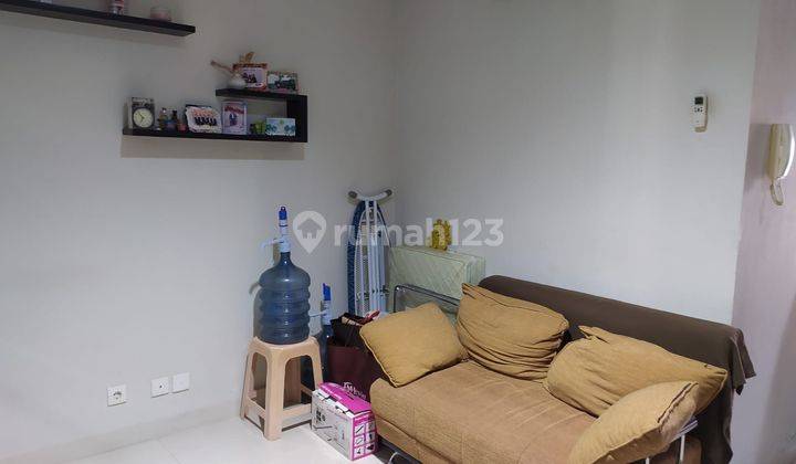 Dijual Apartemen Cosmo Mansion 1 Bedroom Lantai Tinggi Furnished  2