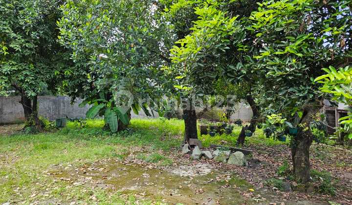 House for Sale in Cipayung, East Jakarta, Large Land, Strategic Location 2