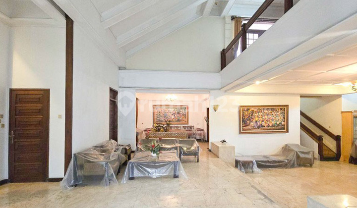 House for Sale in Menteng, Ready to Occup, Premium Location 2