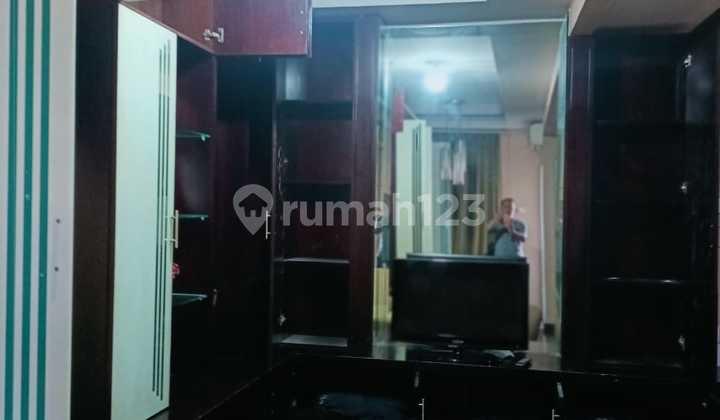 Jual Apartemen Sudirman Park 2 Kamar Tidur Lantai Rendah 2
