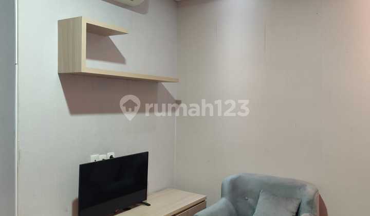 Sewa Apartemen Thamrin Residences 1 Kamar Tidur Lantai Sedang 2