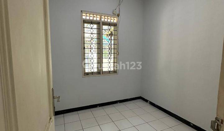 Rumah Bagus Unfurnished SHM Bogor Barat, Bogor 1