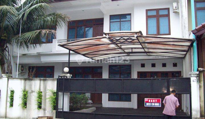 Rumah 2 Lantai Bagus Furnished SHM di Villa Indah Pajajaran Bogor, Bogor 1