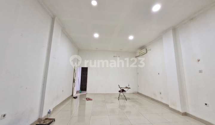 For Rent: Shop House Near Cipinang Mall, East Jakarta 2