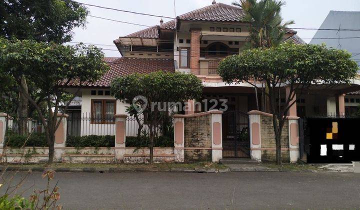 Dijual Rumah Hook di Kemang Pratama Bekasi
 1