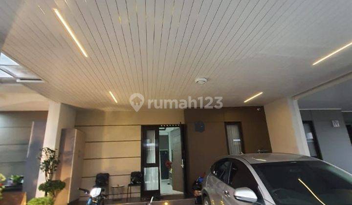 Dijual rumah di Summarecon Bekasi cluster burgundy 2