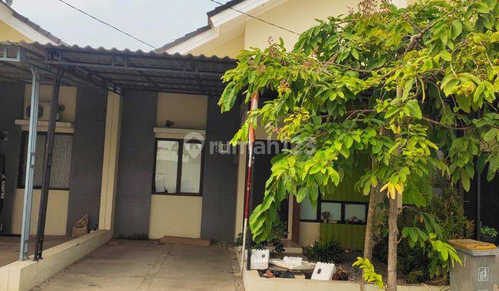 Disewakan Rumah Cluster Ebony Greenara Residence Harapan indah Bekasi
  2