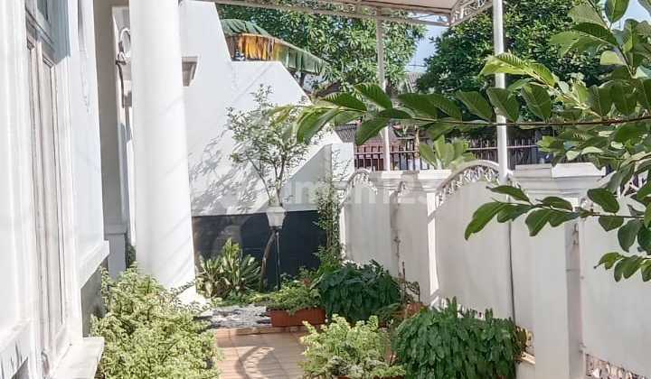 For Sale House Hook Position In Grand Galaxi South Bekasi 2