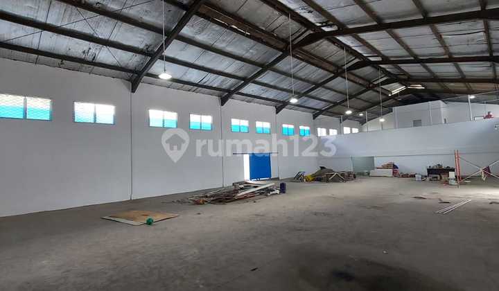 Warehouse For Sale in Cimanggis, Depok City Warehouse For Sale in Cimanggis, Depok City