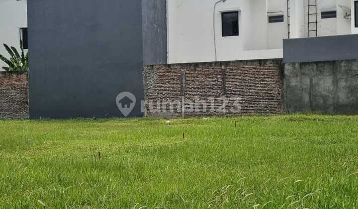 Vacant Land Ready to Build for Sale in Jura Cluster, Metland Menteng Housing, East Jakarta