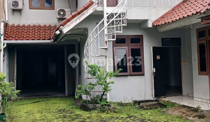 For Rent Office or Strategic Shop House Commercial Zone Floor in Utan Kayu Matraman East Jakarta 2