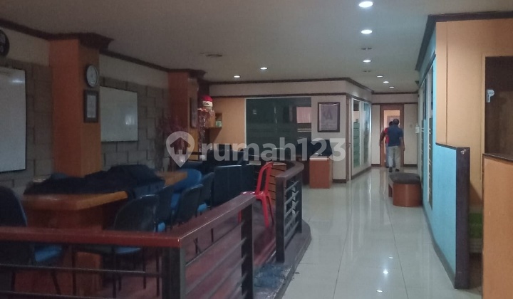 Ruko.strategis , Furnished.di Mainroad.dago.bawah Ruko.strategis , Furnished.di Mainroad.dago.bawah